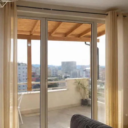 Appartamento Above The Tirana