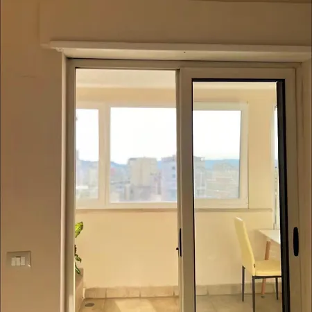 Apartament Above The